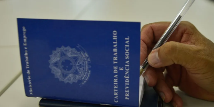 Nova classe de trabalhadores agora terá direito ao regime CLT