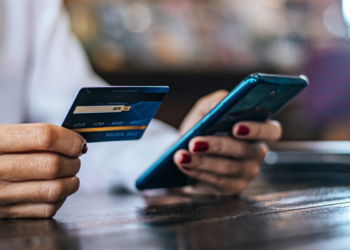 Receita Federal faz alerta para quem usa cartão de crédito