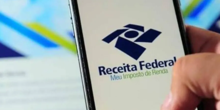 Receita cria pagamento automático e brasileiros podem receber dinheiro sem nem pedir