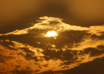 Sol vai sumir e Terra vai escurecer no maior eclipse solar do século