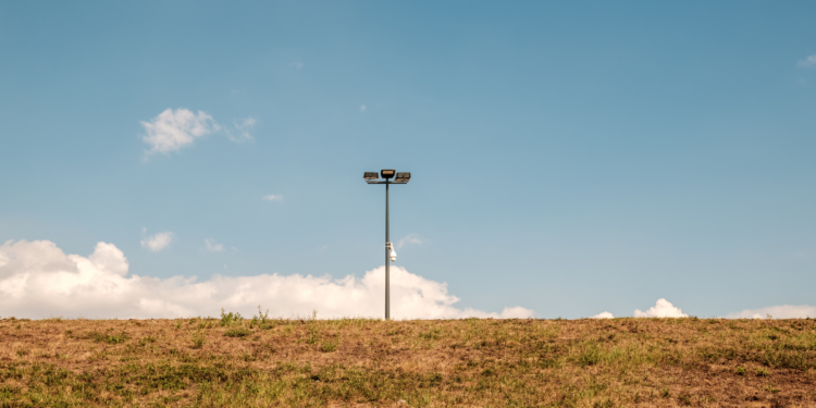 Um lote vazio virou joia rara entre bilionários e foi vendido por R$ 520 milhões