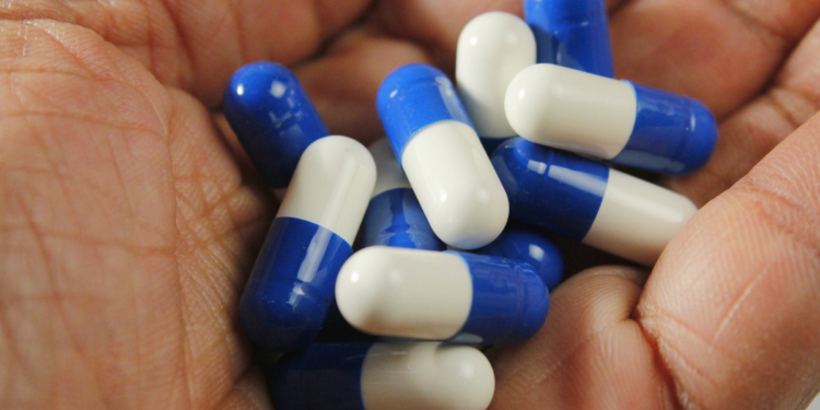 Veja como conseguir remédio fora da lista do SUS de forma gratuita