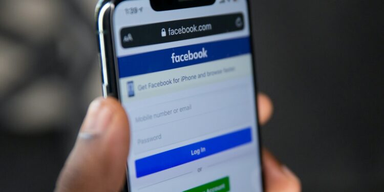 Dona do Facebook anuncia desligamento oficial em maio