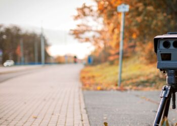 Novo radar promete dar multa de até R$ 2.146 para quem ultrapassar a velocidade neste lugar