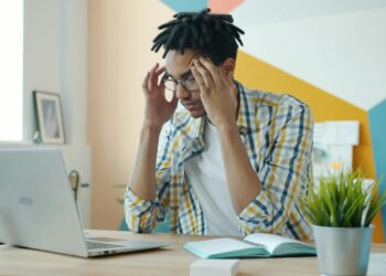 O aviso dos especialistas para quem trabalha de casa está preocupando muita gente