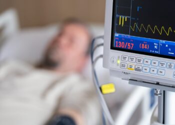 O que as pessoas mais lamentam antes de morrer, segundo os médicos