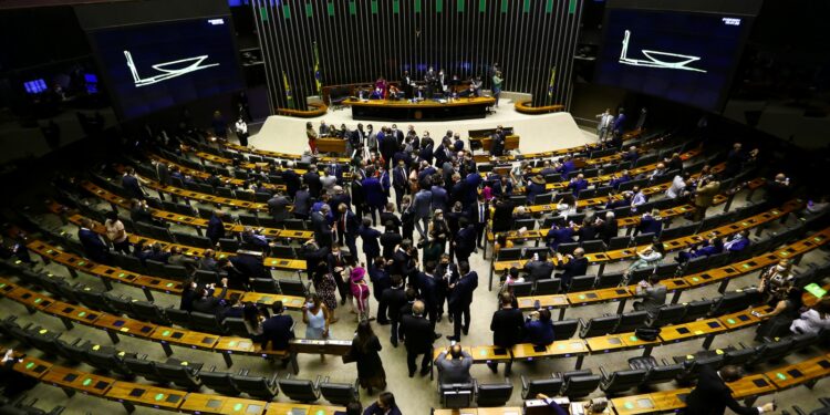 Projeto quer endurecer Lei no Brasil e pode deixar motorista uma década sem CNH