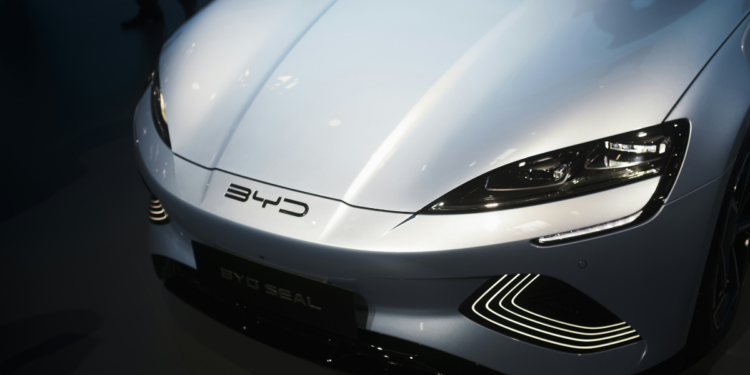 BYD emite comunicado para todos brasileiros que possuem carro da marca