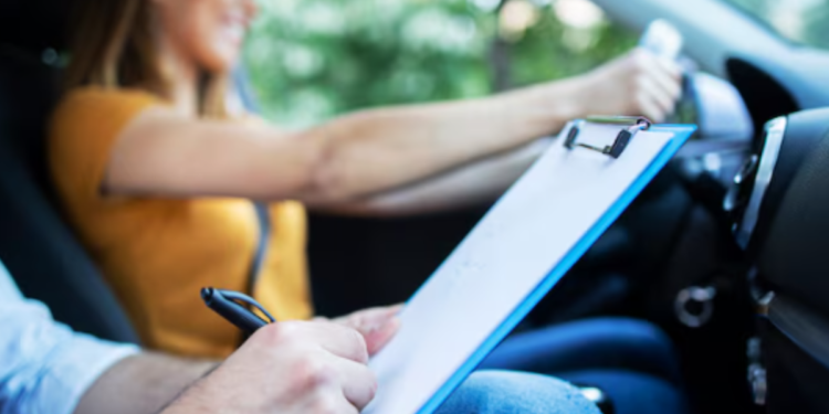 Brasileiros agora podem realizar a prova da CNH com o próprio carro que possuem na garagem