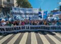 Manifestação leva mais de 1 milhão de pessoas às ruas em país vizinho do Brasil