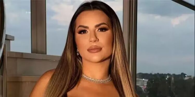 Como vive a influenciadora, viúva de MC Kevin, presa em operação da Polícia Civil