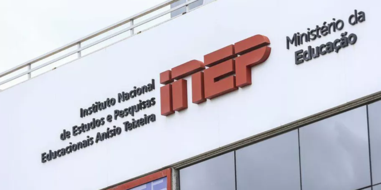 INEP emite alerta para alunos que vão realizar o Enem em 2026