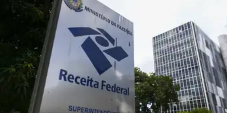 Mais de oito milhões de brasileiros serão contemplados com pagamentos da Receita Federal