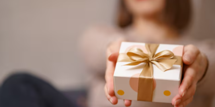 O que significa não gostar de ganhar presentes no dia das mães, segundo a psicologia