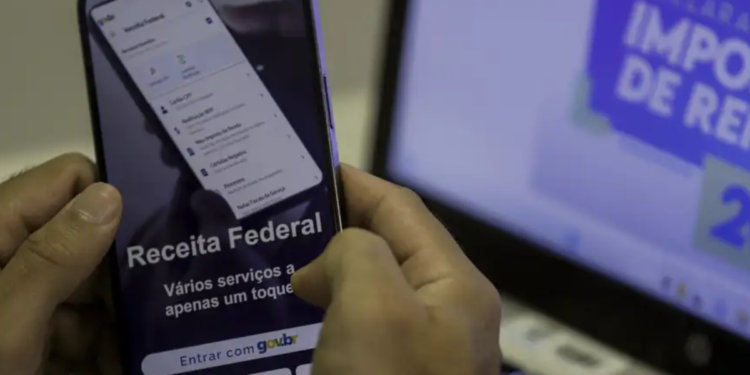 Saiba a forma mais fácil e rápida para declarar o Imposto de Renda nessas últimas horas de prazo