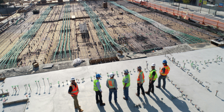 Técnica de construção tradicional nos EUA chega ao Brasil e impacta no tempo e no custo das obras