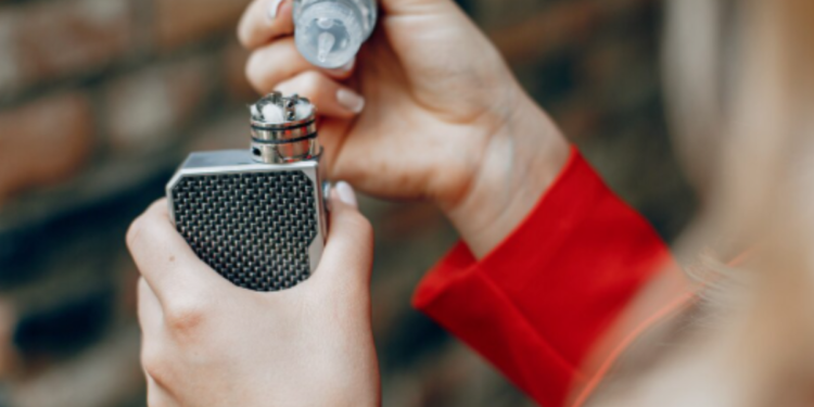 Vapes agora poderão ser comprados livremente em tabacarias em país ao lado do Brasil