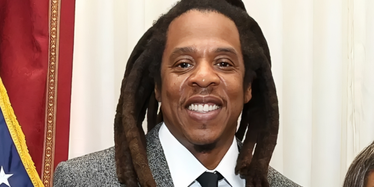 Ao lado de empresário brasileiro, rapper Jay-Z “comanda” jogadores da Seleção Brasileira na Copa do Mundo