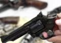 Nova lei pode liberar crédito para a compra de arma de fogo no Brasil