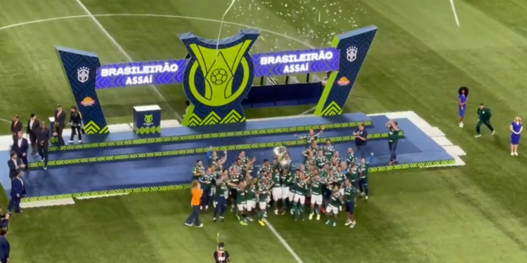 Clube oficializa pedido junto à CBF e Campeoanto Brasileiro de 2005 pode ter novo campeão