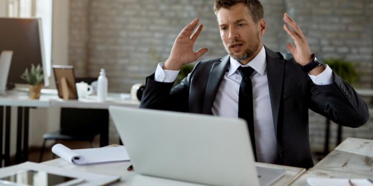 É verdade que o salário dos trabalhadores vai diminuir se o fim da escala 6×1 for aprovado?