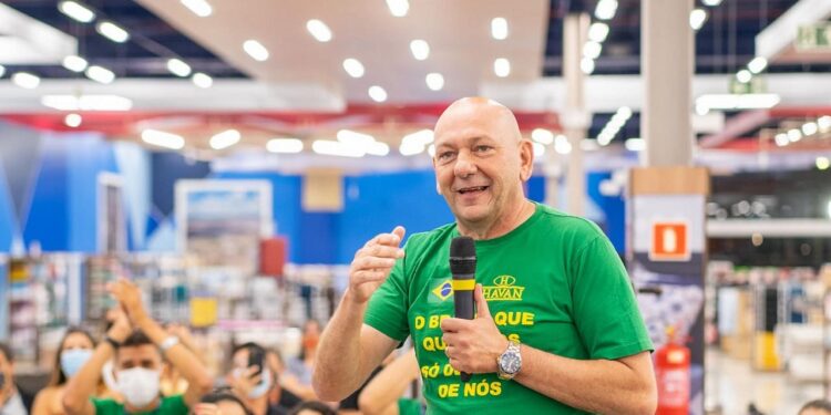 Com R$ 22 bilhões em jogo, ‘Véio da Havan’ revela plano gigante para o Brasil