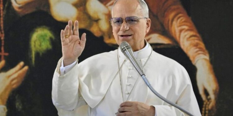 Papa faz pedido a todos que usam IA