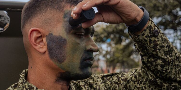 Oficial: governo obriga nascidos em 2008 a cumprir um ano de serviço militar obrigatório com salário mínimo neste país