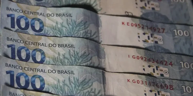 Trabalhadores com salário acima deste valor no Brasil ficarão sem isso no fim da escala 6×1