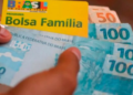 Brasileiros recebem aviso sobre o fim dos pagamentos do Bolsa Família após 30/06