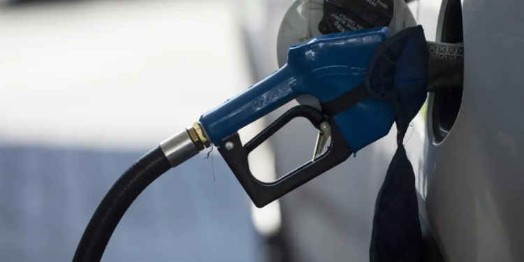 Governo já se prepara para mudança na gasolina e brasileiros são alertados