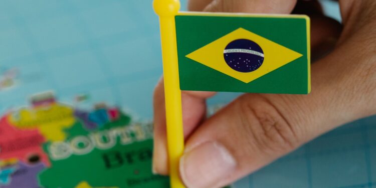 Brasil é citado como “próximo alvo” de estratégia dos EUA