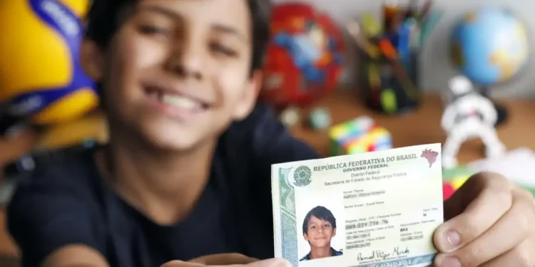 Governo revela prazo final para brasileiros emitirem a Nova Carteira de Identidade
