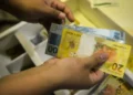 Milhões de brasileiros podem ter direito a parte de R$ 10,3 bilhões “parados”