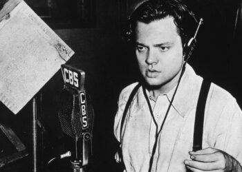 Orson Welles, cineasta e pensador: “Nascemos sozinhos, vivemos sozinhos e morremos sozinhos”