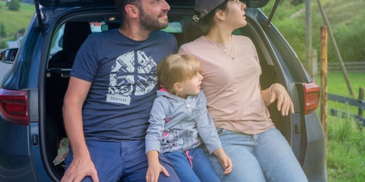 Famílias podem ganhar terreno gratuito e até R$ 5.000,00 ao se mudarem para cidade neste país
